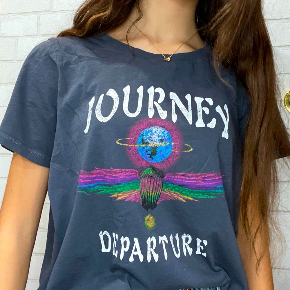 Women’s L Journey “Departure” album t-shirt